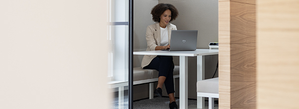 Whitepaper: Windows 11-Migration als Sprungbrett für KI.