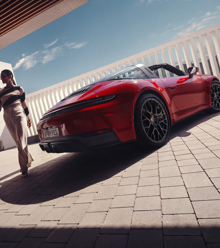 Porsche Dealer
