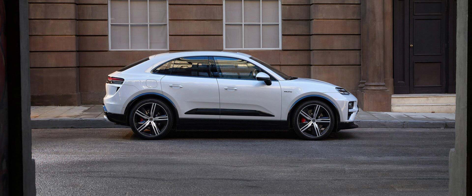 Porsche Dealer